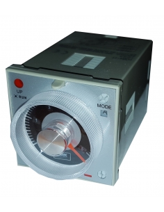 Temporizador multirrango y multimodo 48x48 enchufable 230Vac 