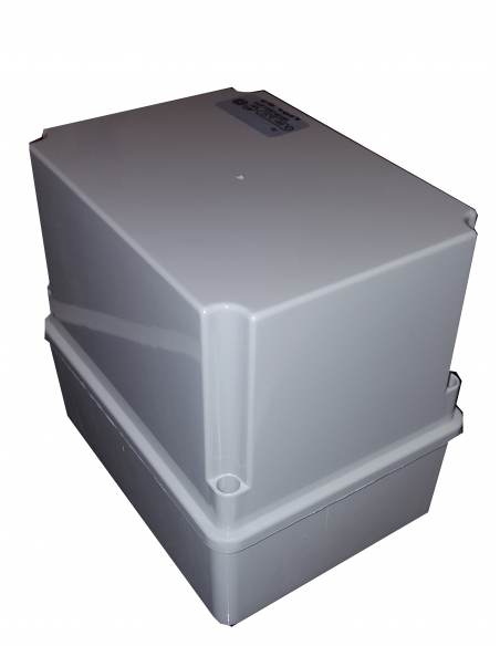 Caja estanca de 241x180x95 mm pretroquelada